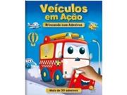 Venda de Livros com Carrinhos na Vila Nogueira